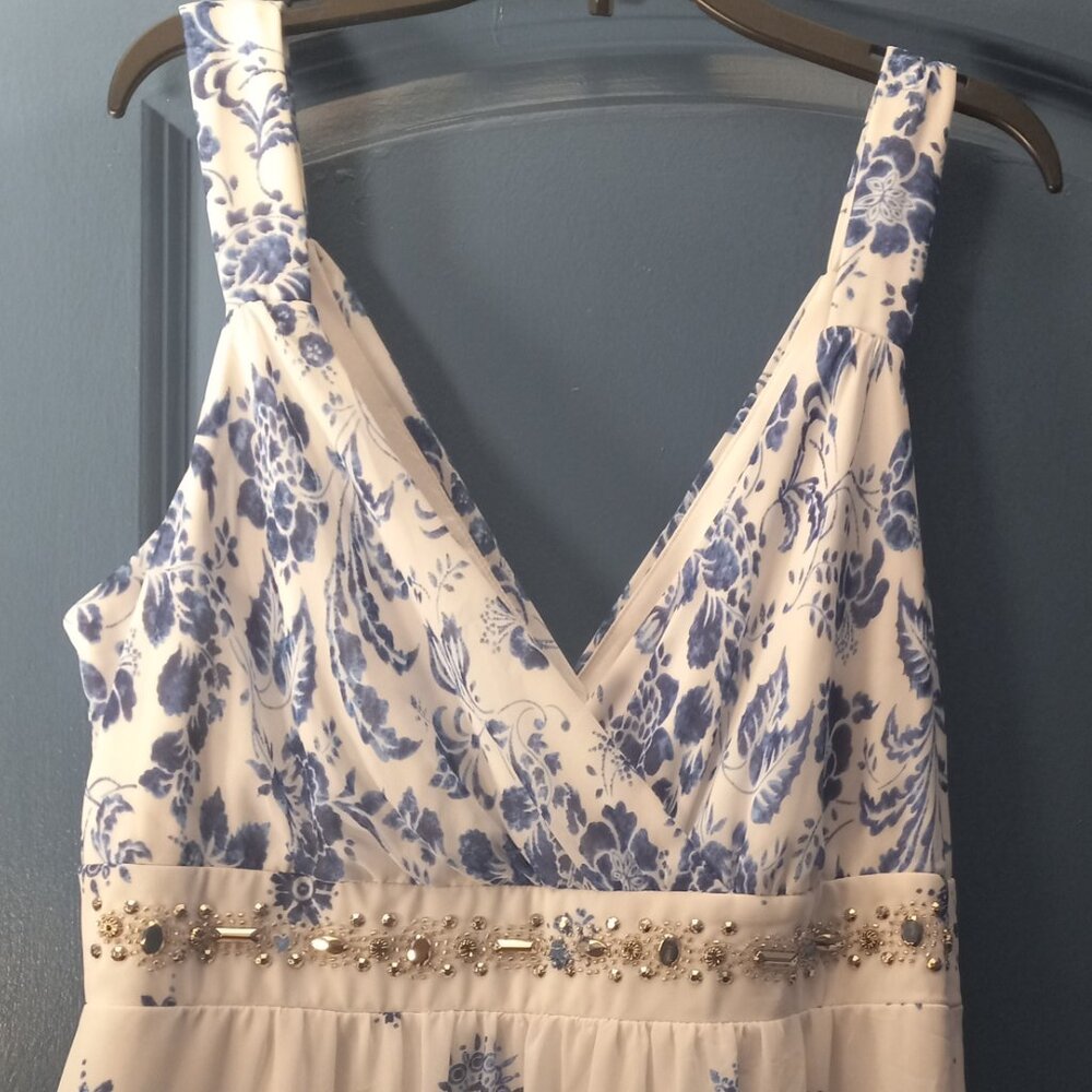 NEW SIGNATURE ROBBIE BEE DRESS SZ 12 NEVER WORN BEAUTIFUL BLUE & WHITE